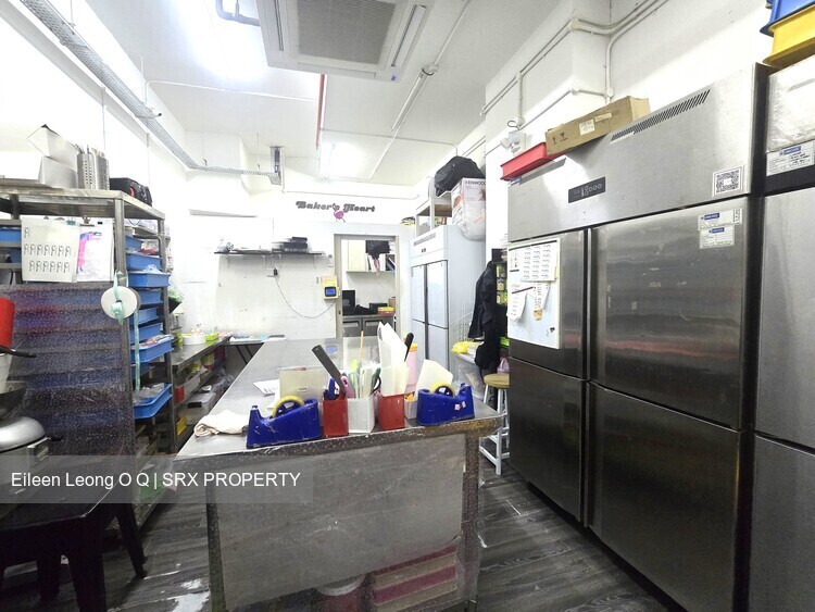 The Commerze@irving (D13), Retail #438245261